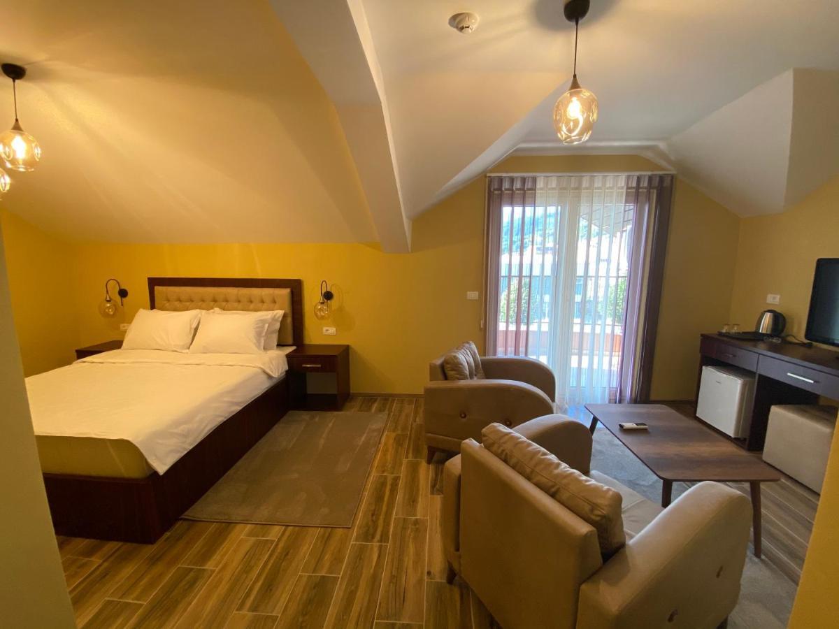 Hotel Kolonja'S Debar Exteriér fotografie