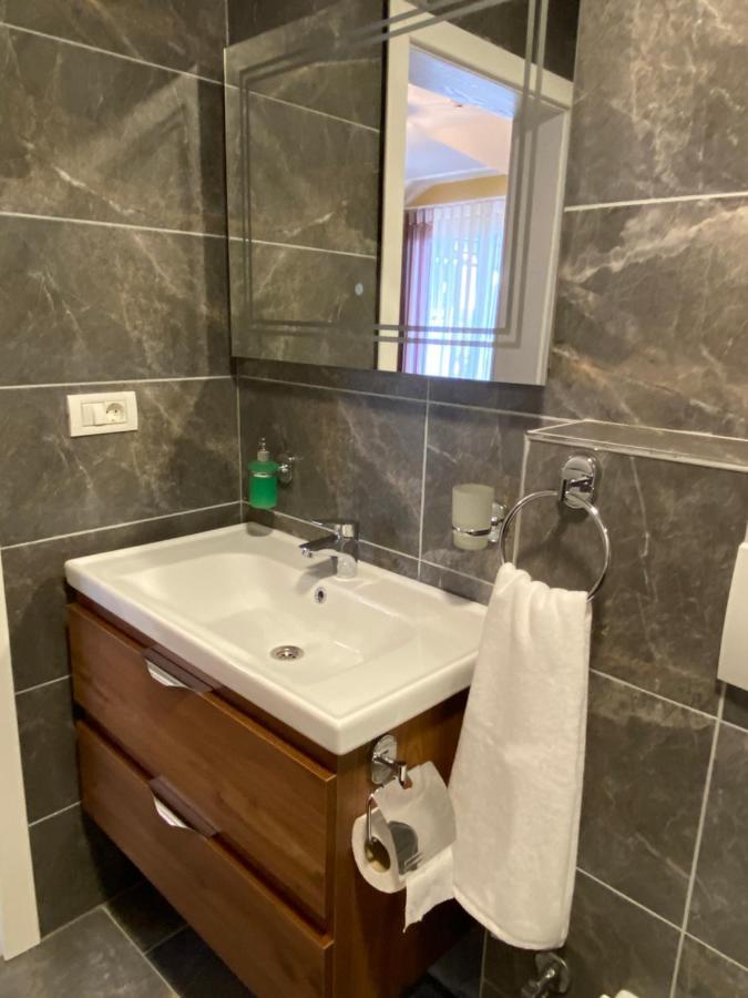 Hotel Kolonja'S Debar Exteriér fotografie